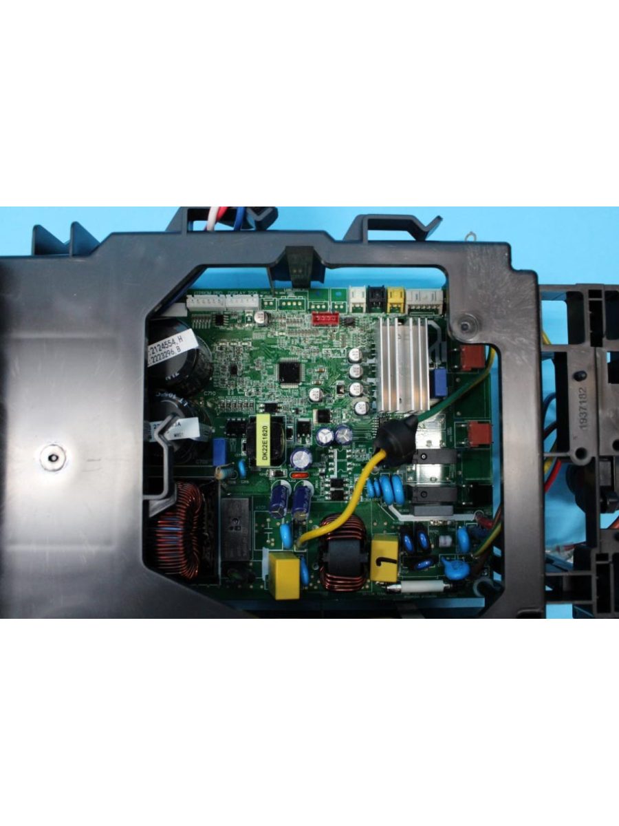 Placa control principal exterior K2222532 | Domingo Cabrera